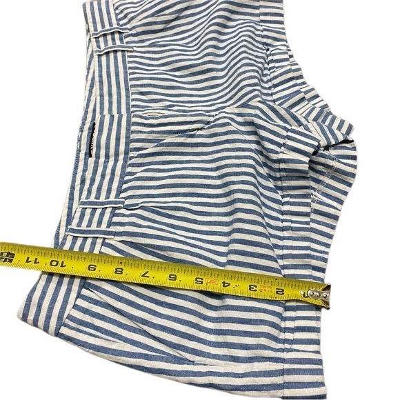 EXPRESS Womens Vertical Stripe Shorts - White & Light Blue - Size 12 - Picture 5 of 6